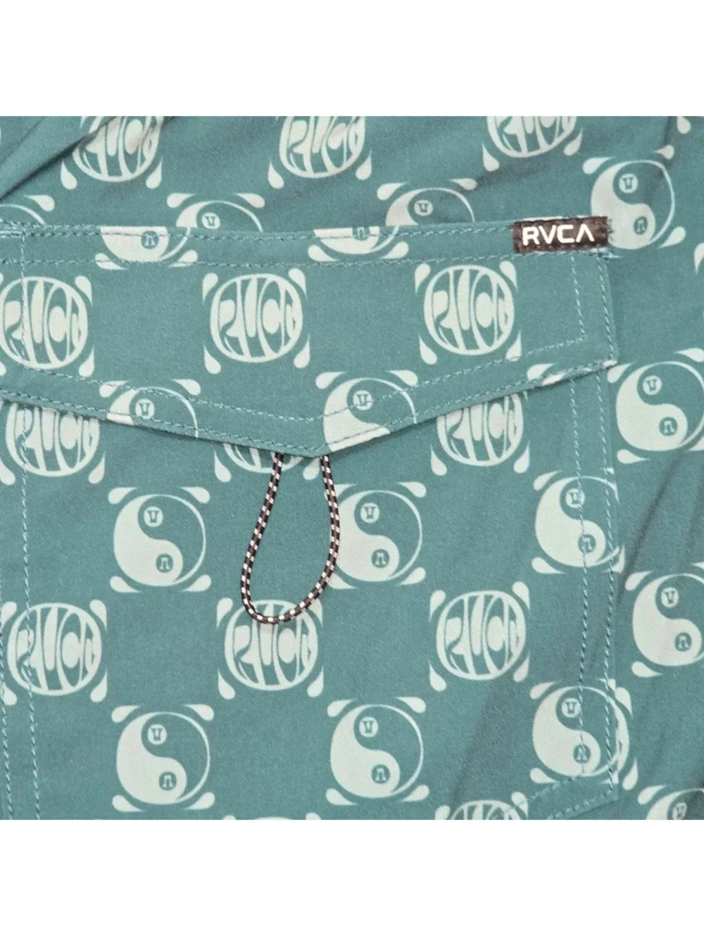 RVCA x ANP Travis Solid Trunk 17 Yin Yang Swim Shorts - Men's M
